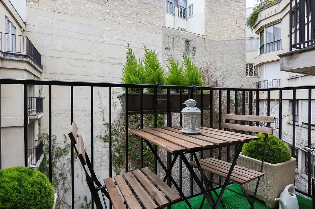 Apartment Georges Mandel *